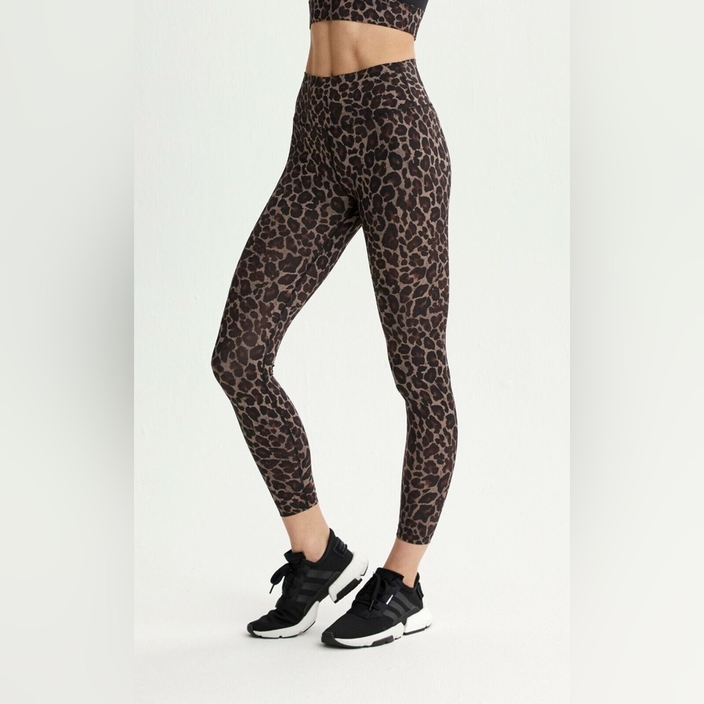 Varley Luna Leggings in Tort Leopard Color! Size Medium